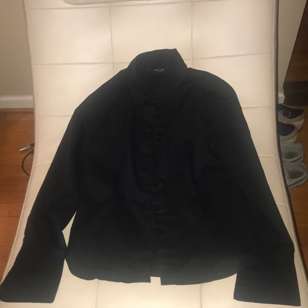 Women’s express stretch 11/12 black button down